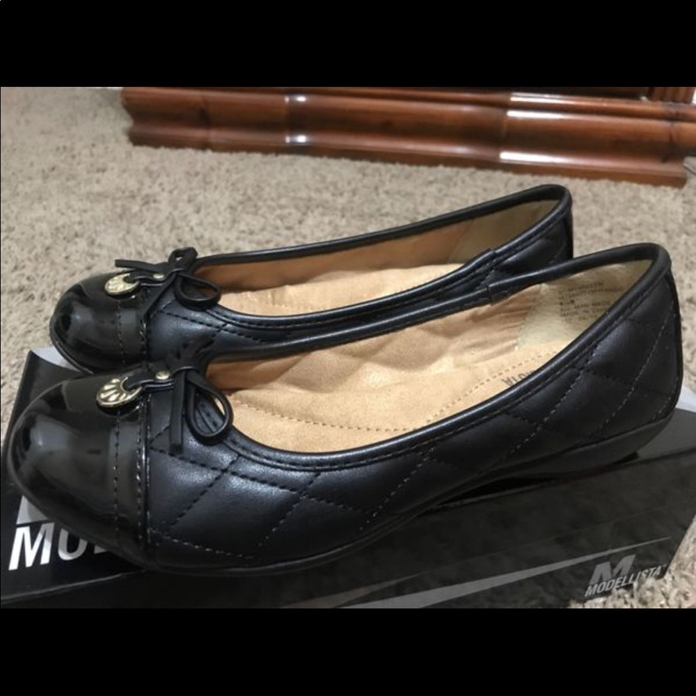 Flats - Picture 2 of 2